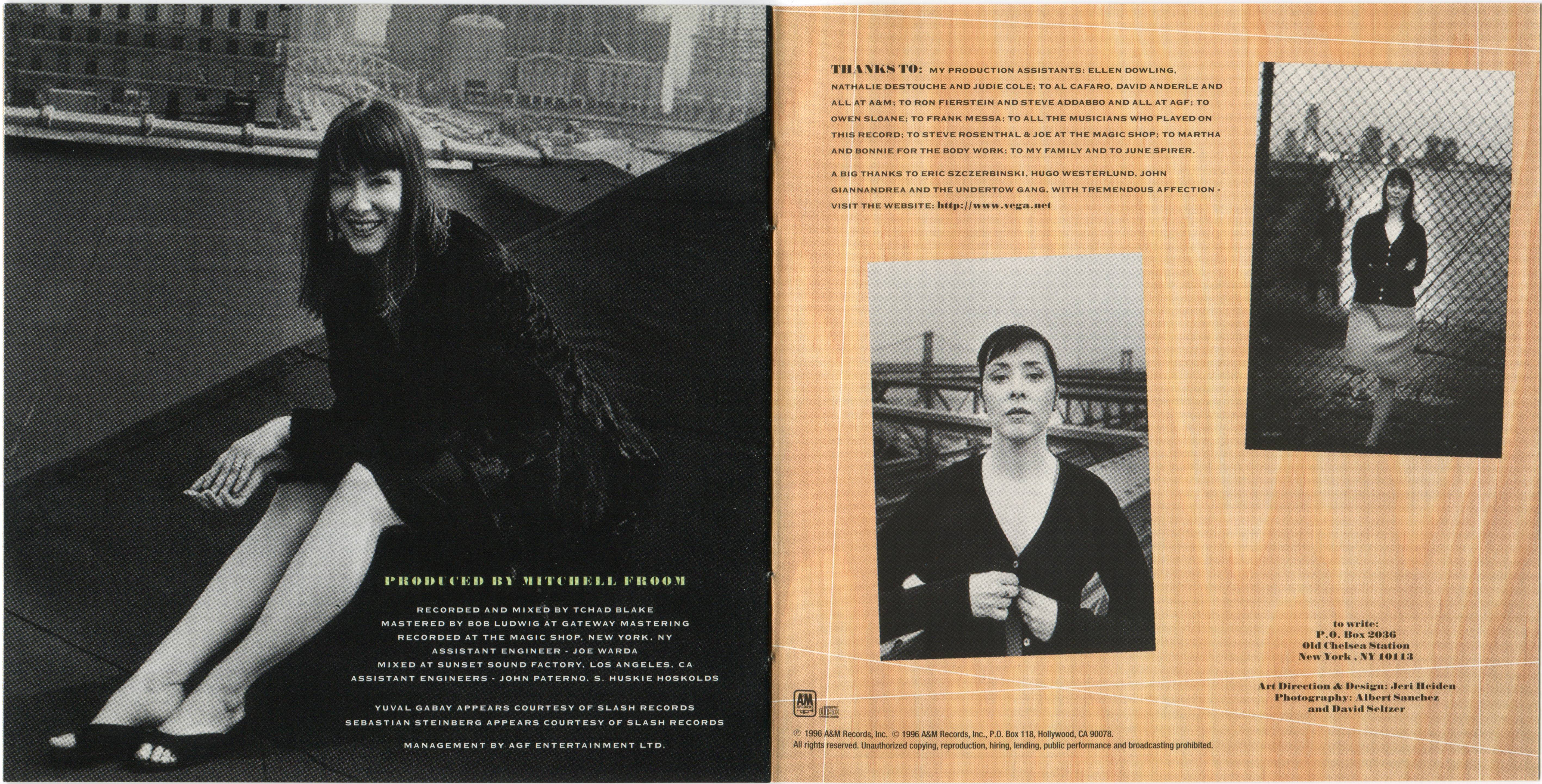 Suzanne Vega  Nine Objects Of Desire : Booklet 7